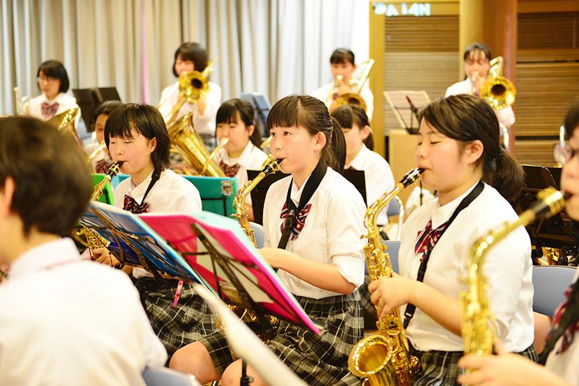ソプラノサックスが壊れて使用できずにそのまま...