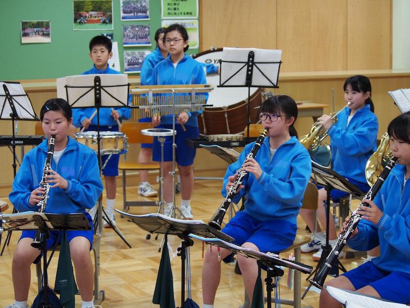明るく軽快にマーチングを楽しみたい!...でも体に合わないドラムでは、見た目だけで重々しくなってしまって...