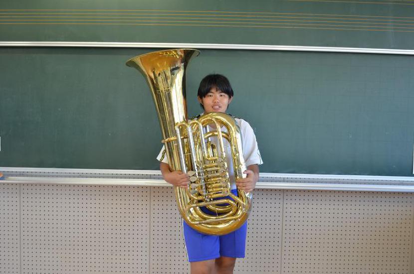 数年借用しているチューバは、古くて度々修理をする状態... 常に不安を抱きながら練習をしています