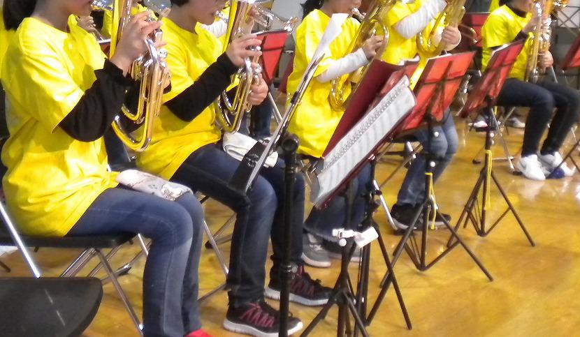 修理が必要なコルネット‥。小学生に合った大きさでのびのび演奏させたい!