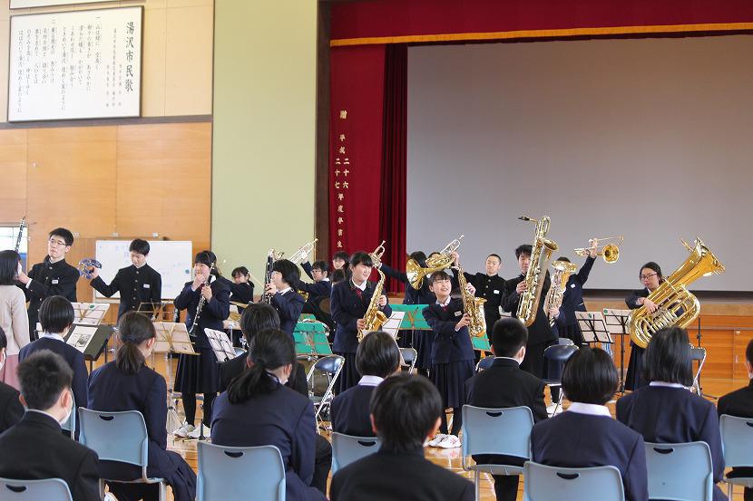 深みのある音色の、本来のバスクラリネットを演奏したい‥!