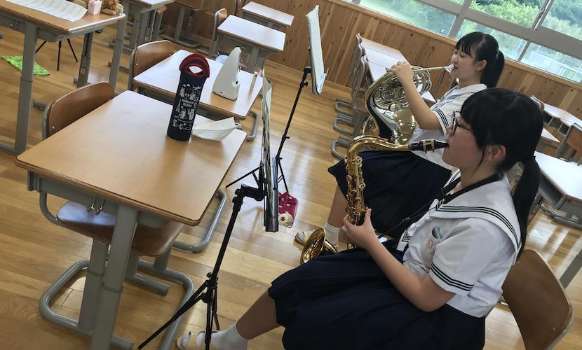 【チューバ】部員の数に対して楽器が足りず、とても困っています‥。