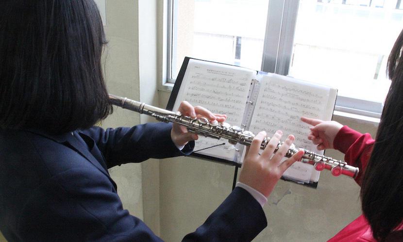 キーの動きが悪くピッチも合わないフルート‥。高音パートに華やかな色彩を与えたい。