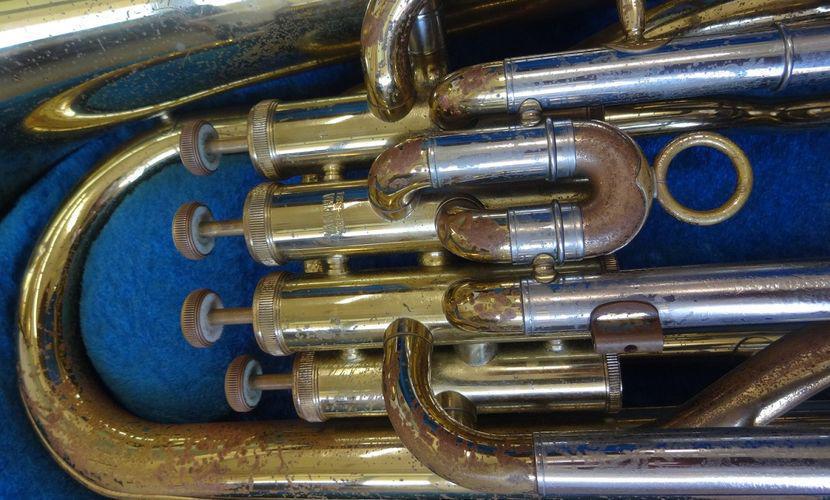ユーフォニアムでキレイな音色を響かせて、吹奏楽の響きに厚みをくわえたい!