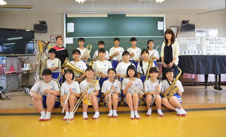 修理を繰り返しながら使用しているホルン。なかなか思うような演奏ができなくて困っています‥。