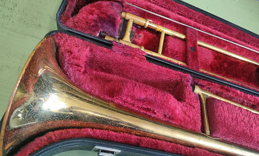 借りるしかないトロンボーン。私たち専用の楽器がほしい。