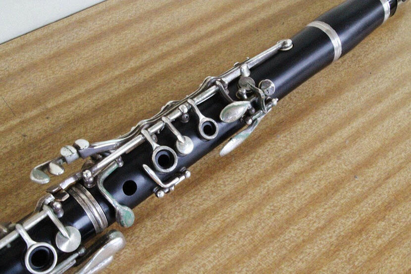 【B♭クラリネット】ピッチがうまく合わないB♭クラリネット。綺麗なメロディーを奏でるために、新しい楽器が欲しい。