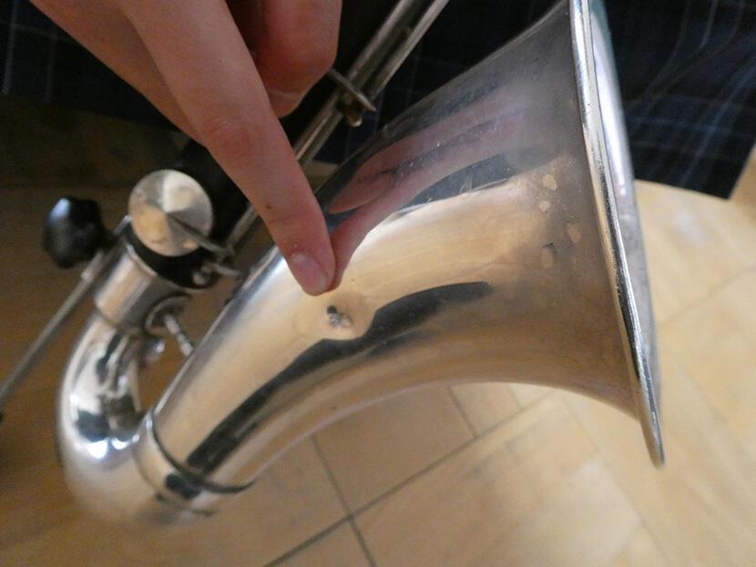 【バスクラリネット】急募!修理に出しても直らない楽器を使っています