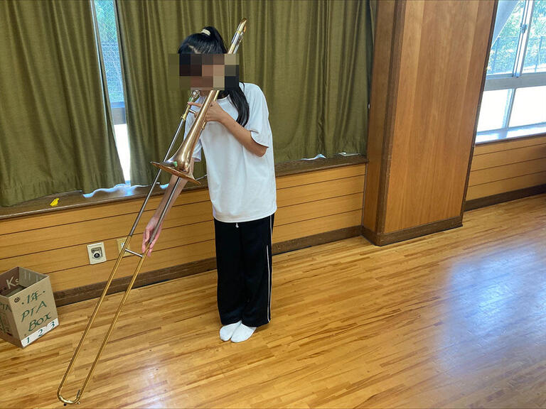 【テナーバストロンボーン】手の長さが届きません