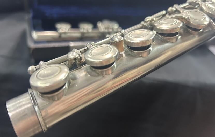 【フルート】学校所有のフルート、ほとんどが