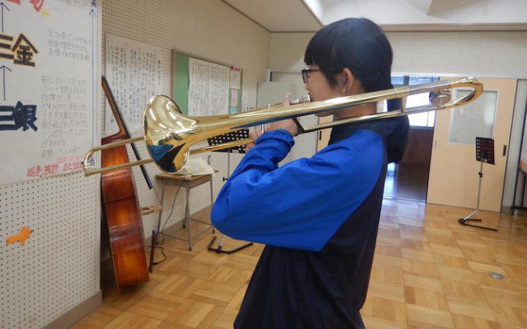 【愛知県豊橋市】いただいたテナートロンボーンを吹いてみたら、高い音がすんなり出てとてもうれしかったです。