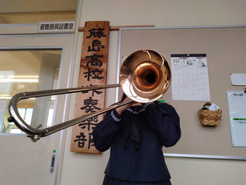 【福井県】思い出がつまった楽器に、今度は藤島高校吹奏楽部の思い出をたくさんつめていきます。
