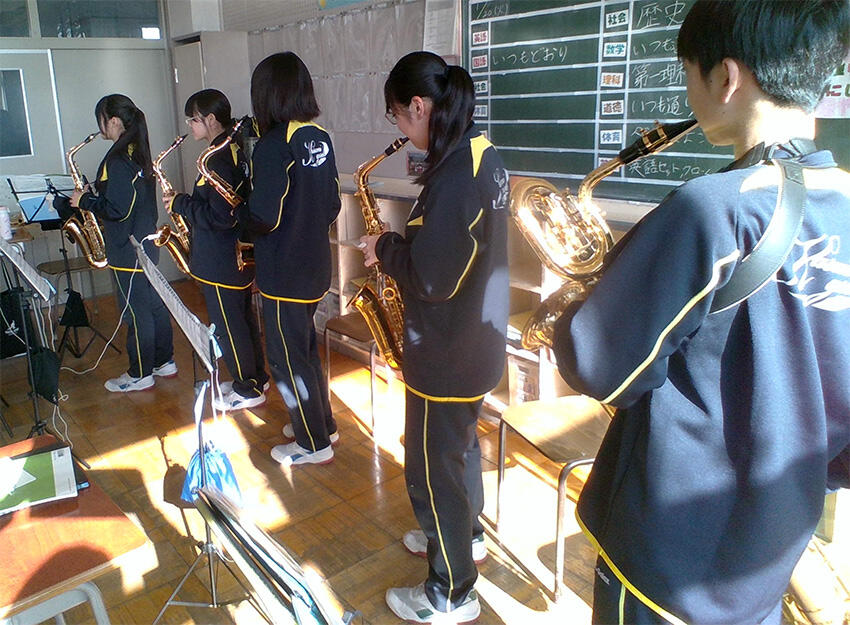 【埼玉県川越市】テナーサックスを寄付していただきありがとうございます